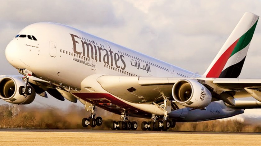 Emirates airbus a380 engine shuts down in flight